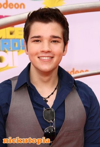 File:459px-Nathan-Kress-2011-Nickelodeon-KCAs.jpg
