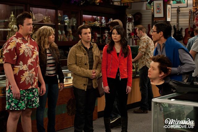 File:IPawnStarsStills033.jpg