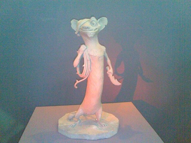 File:Clay statue of Buck.jpg