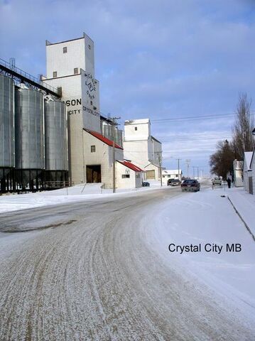 File:Crystal City, Manitoba.jpg