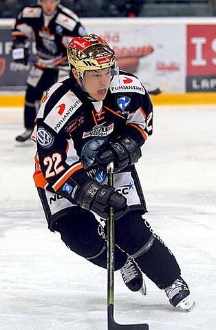 File:Steve Kariya, HPK.jpg