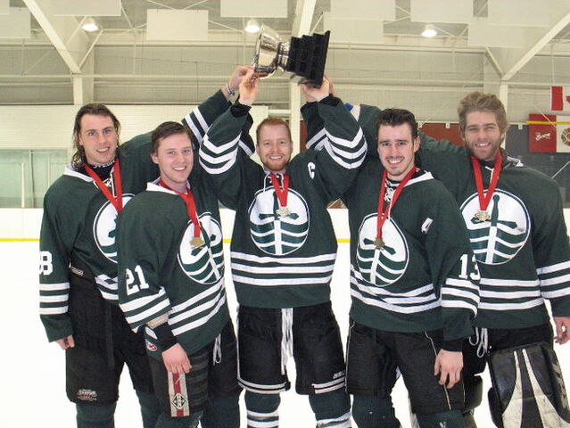 File:2015-Trent-OCCCR-Challenge-Cup.jpg