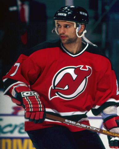 File:SCOTT NIEDERMAYER.jpg
