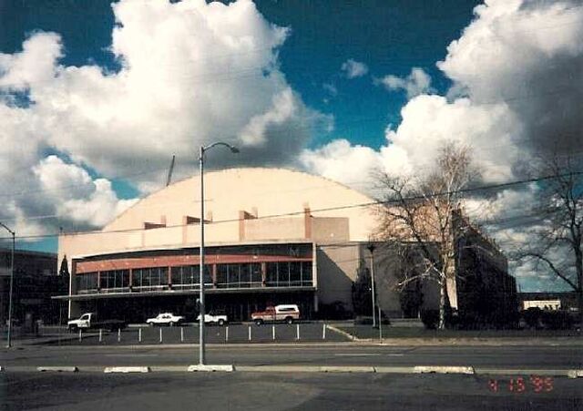 File:SpokaneColiseum1a.jpg