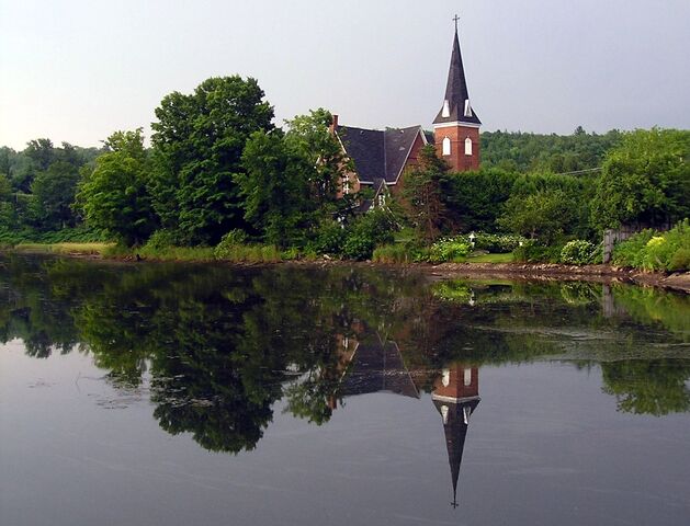 File:Knowlton, Quebec.jpg