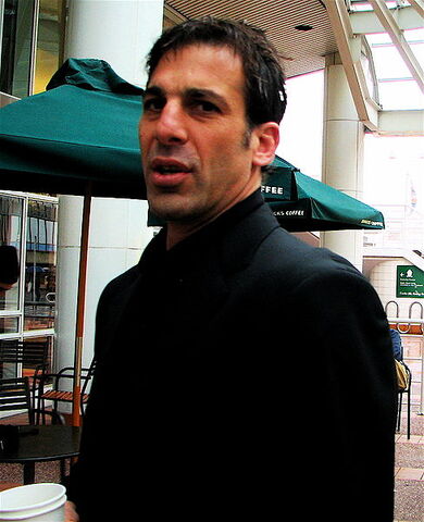 File:Chelios March 2007 01.jpg