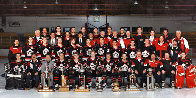 File:1995-96 Niagara Falls Canucks.jpg