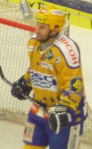 File:PSG Zlín v HC Eaton Pardubice 2011-02-18 (21).jpg