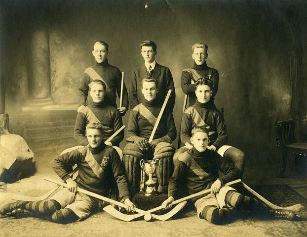 File:1918-MtA-Academy.jpg