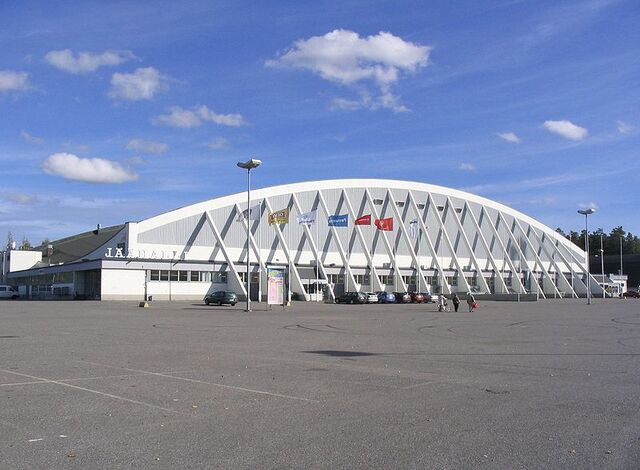File:Hakametsä I ulkoa.jpg
