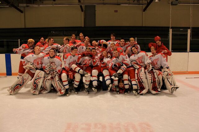 File:2011-12 Shelburne Red Wings.jpg