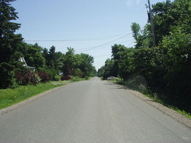 File:Aylmer, Quebec.jpg