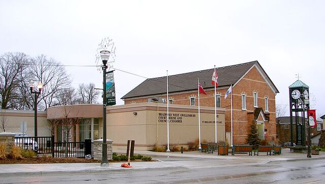 File:Bradford, Ontario.jpg