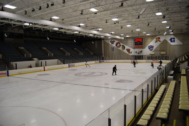 File:RochesterRecreationCenterinterior-1.jpg