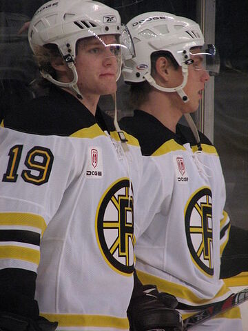 File:Levi Nelson P-Bruins.jpg