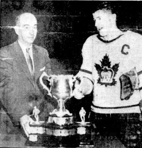 File:1955MemCupCapAlMacneil.jpg