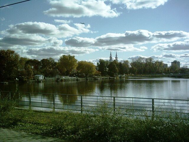 File:Ahuntsic, Quebec.jpg