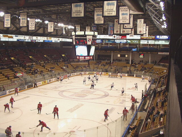 File:Kitchener Memorial Auditorium interior.jpg