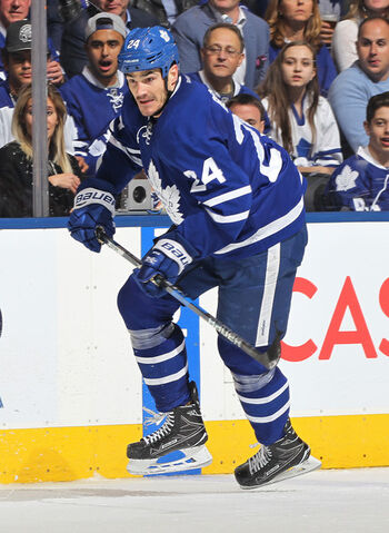 File:Brian Boyle Leafs 2017.jpg