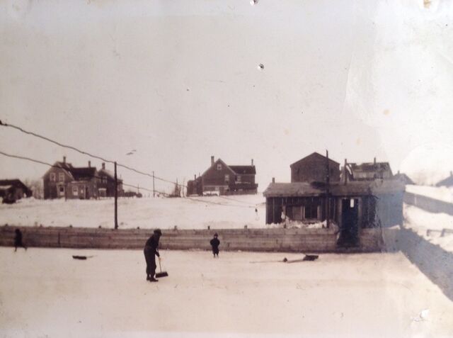 File:British Consols Home Rink.jpg