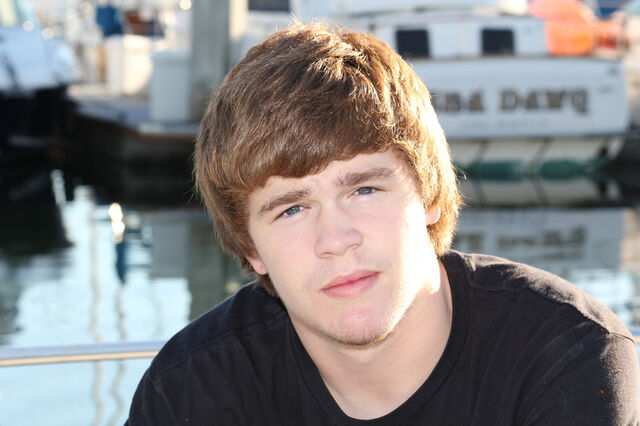 File:Peyton Near Boat.jpg
