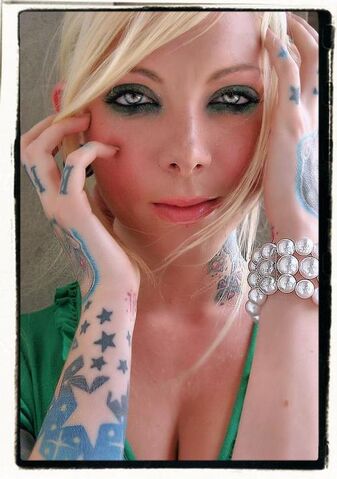 File:Maria+Brink 2.jpg