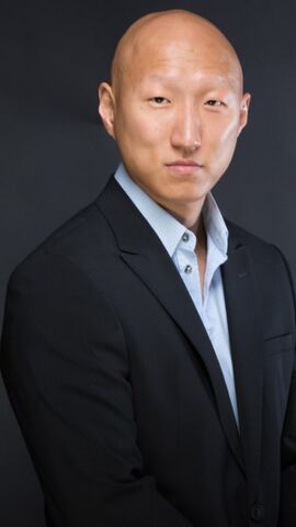 File:Arnold Chon.jpg