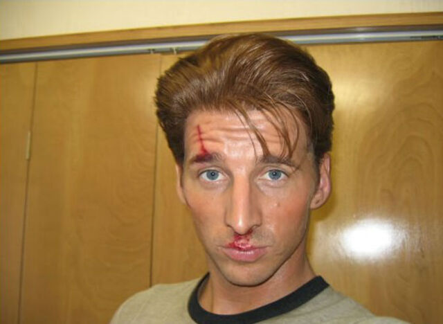 File:Colin-Follenweider-as-Mutt.jpg