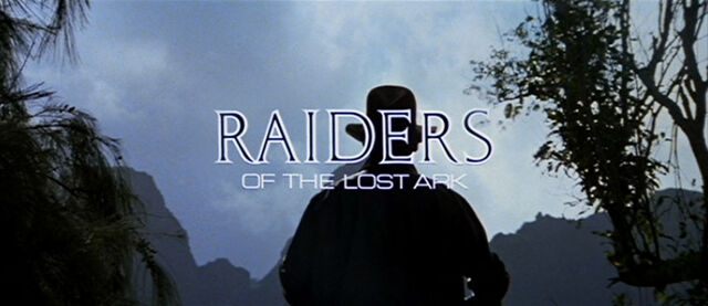 Archivo:Titlecard-raiders.jpg