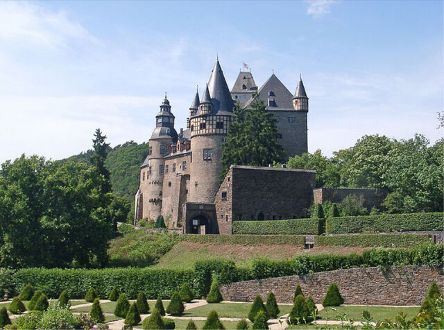 File:800px-Buerresheim 1.jpg