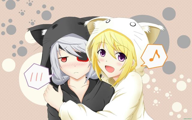File:Charlotte and Laura 3.jpg