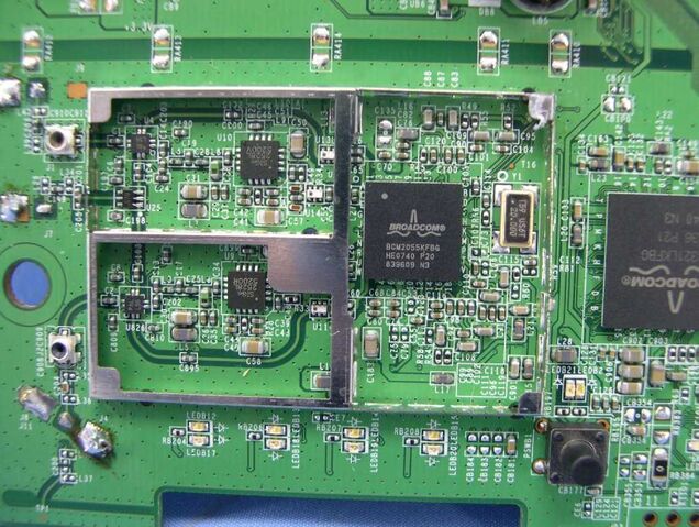 File:Linksys WRT310N v1.0 FCCj.jpg