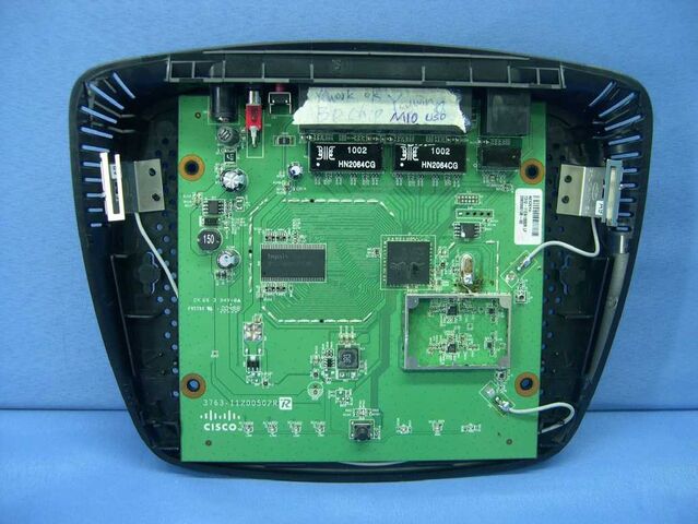 File:Cisco Valet (M10) v2.0 FCCg switch.jpg