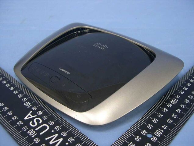 File:Linksys WRT320 v1.0 FCCa.jpg