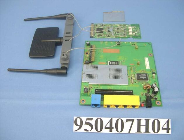 File:Linksys WRT300N v1.0a FCCh.jpg
