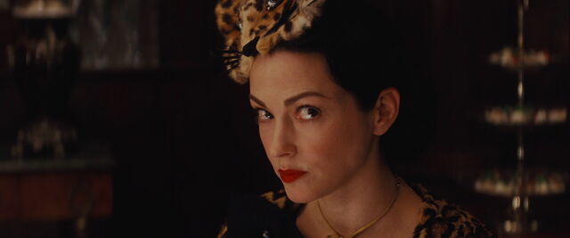 File:Francesca looks worried.jpg