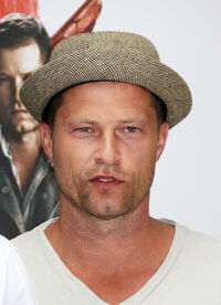 Til Schweiger at the Berlin premiere