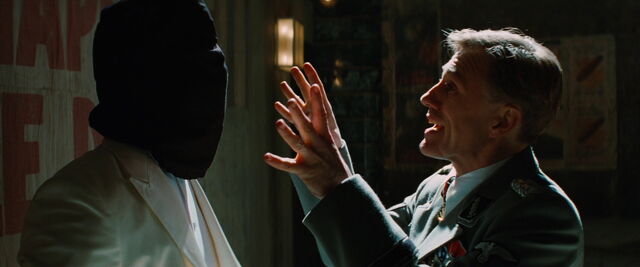 File:Hans Landa shows Aldo his hands.jpg
