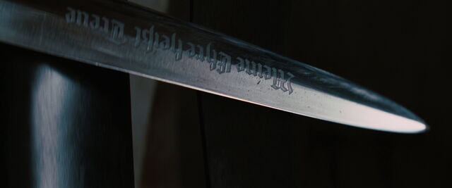 File:Stiglitz's knife blade writing.jpg