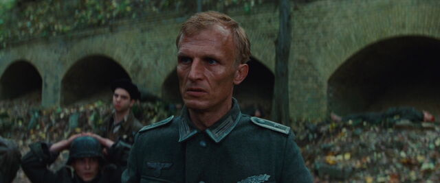 File:Ludwig watches Werner.jpg