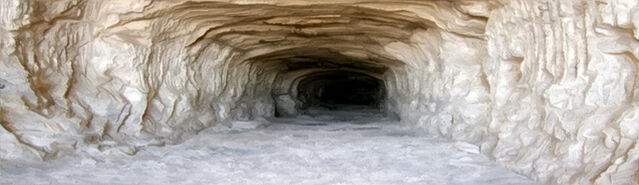 File:Initium TombEntrance.jpg