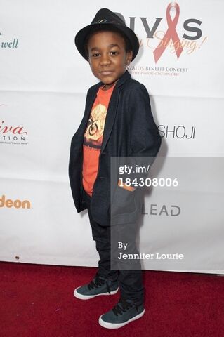 File:DamarrShoot2.jpg