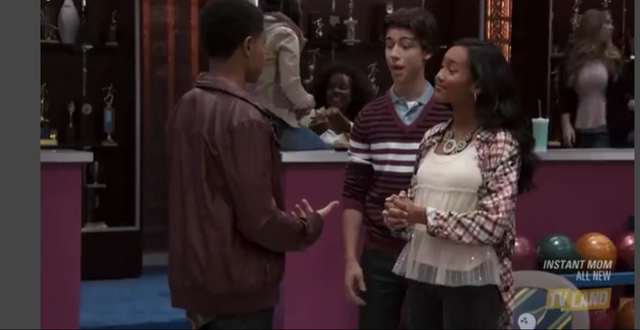 File:Two Guys and a Gabby.png