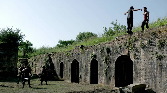 File:Sunny having M.K. balance on the edge of the Colt pit.png