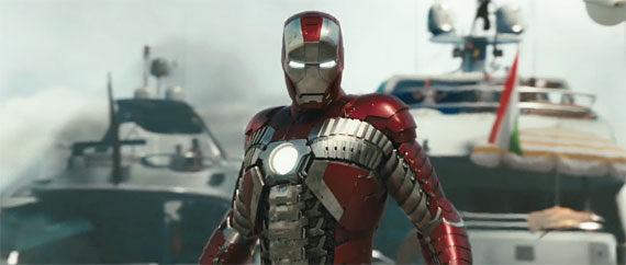 File:Iron-man-suitcase-armor.jpg