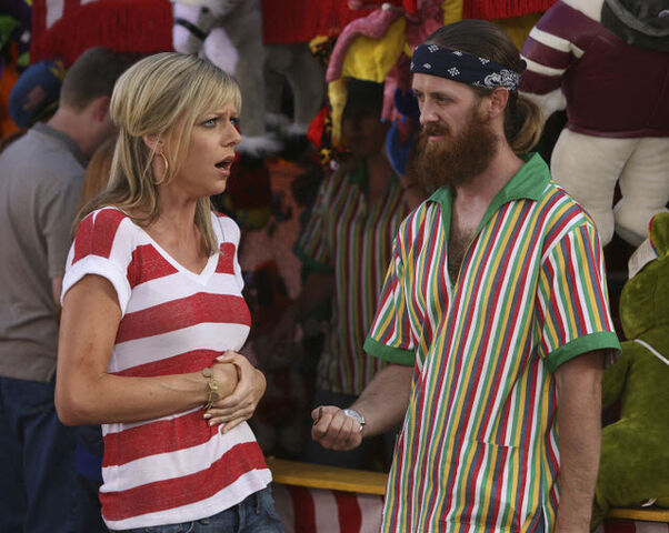 File:5x10 Carny stabs Dee.jpg