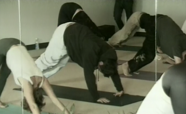 File:Yoga class.png