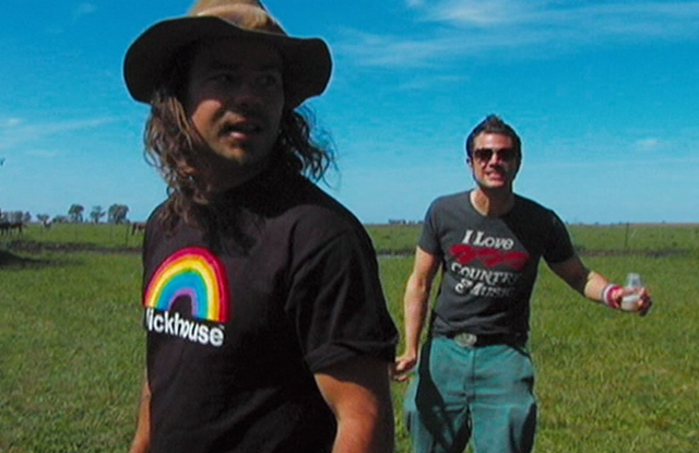 File:Milking horse 1.png