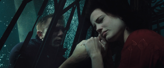 File:Casino Royale (144).png
