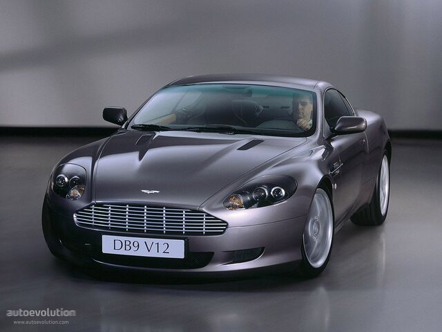 File:ASTONMARTINDB9Coupe-25 5.jpg